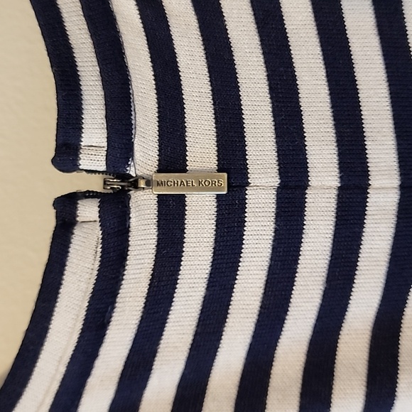 Michael Kors asymmetrical knit summer stripe dress sz large - Picture 4 of 5